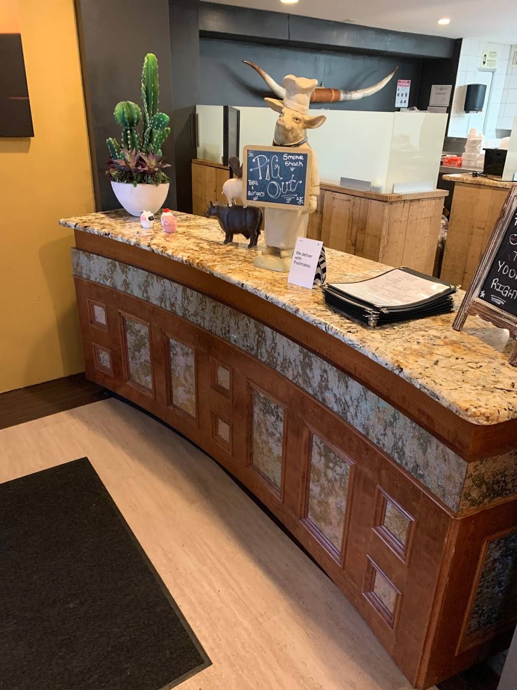 Smoke Shack BBQ & Burgers | restaurant | 126 Airport Rd, West Milford, NJ 07480, USA | 9735066769 OR +1 973-506-6769