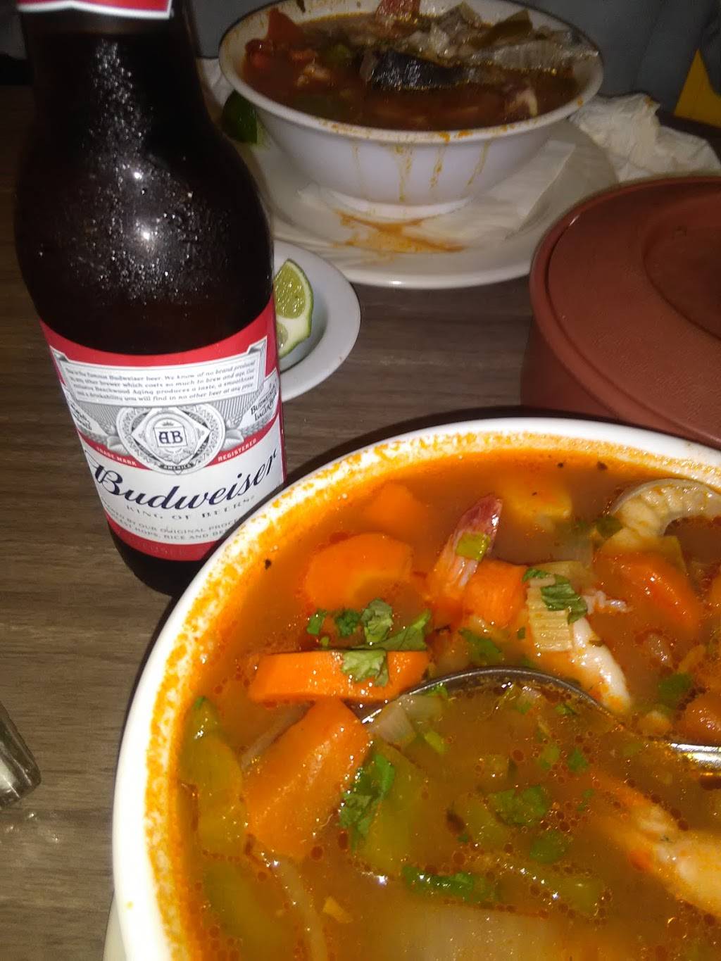 Mariscos Tijuana | restaurant | 15014 Prairie Ave, Hawthorne, CA 90250, USA | 3106755702 OR +1 310-675-5702