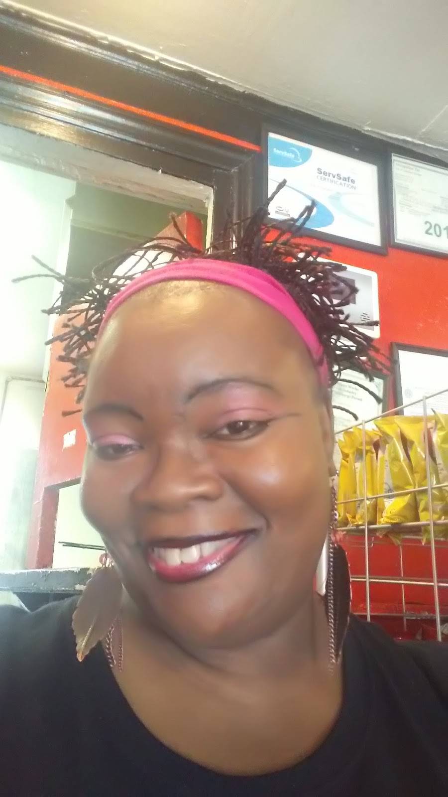 Destiny Dogs | restaurant | 310 8th St, Columbus, GA 31901, USA | 7062431962 OR +1 706-243-1962