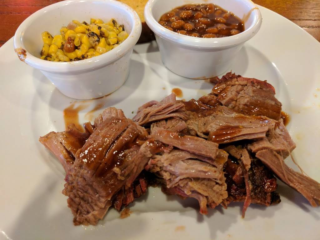 Smokey Bones Bar & Fire Grill | restaurant | 1405 Greenbrier Pkwy, Chesapeake, VA 23320, USA | 7573616843 OR +1 757-361-6843