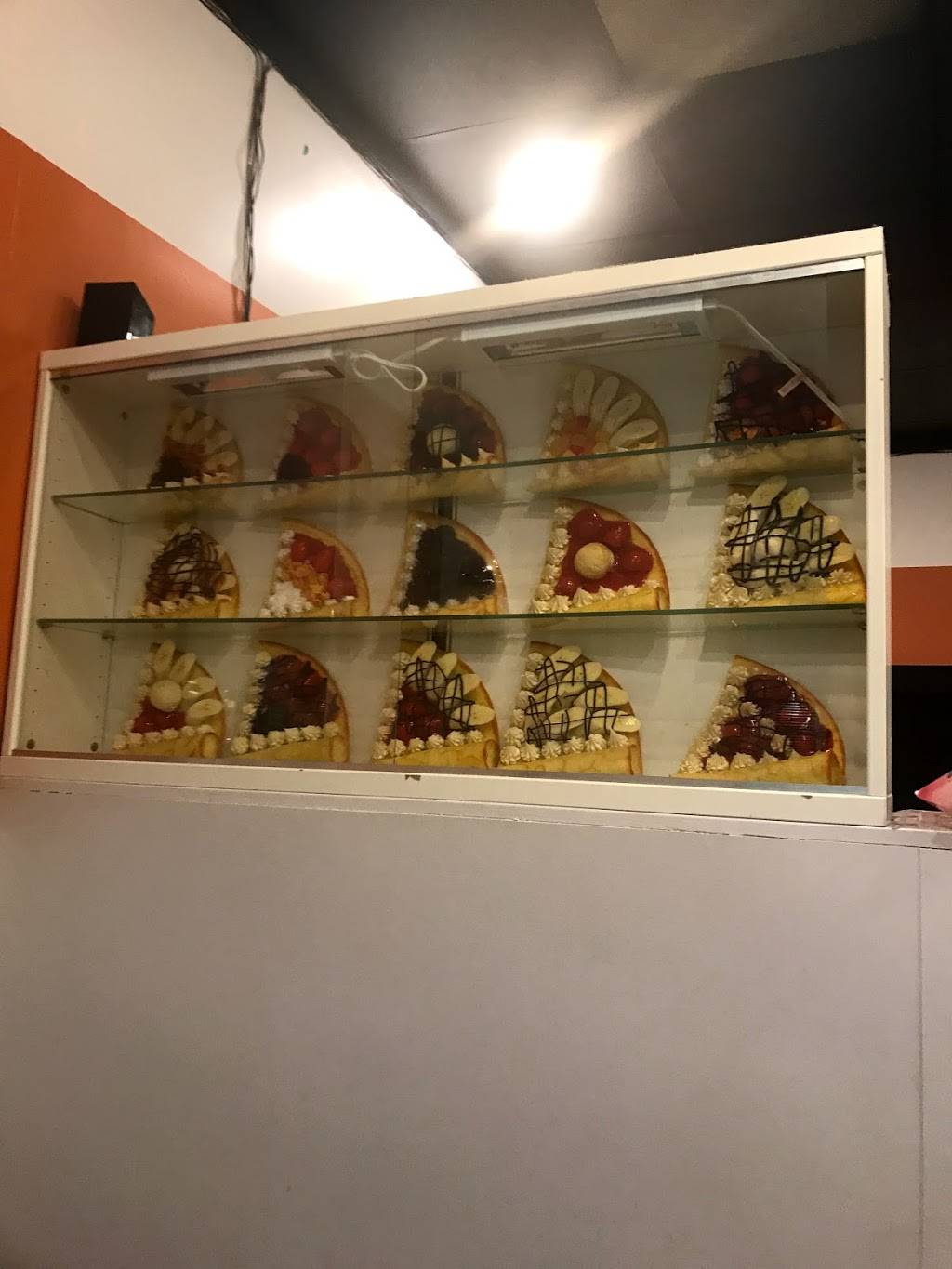 Yummy Crepe | cafe | 1928 S Commons, Federal Way, WA 98003, USA | 2065286568 OR +1 206-528-6568