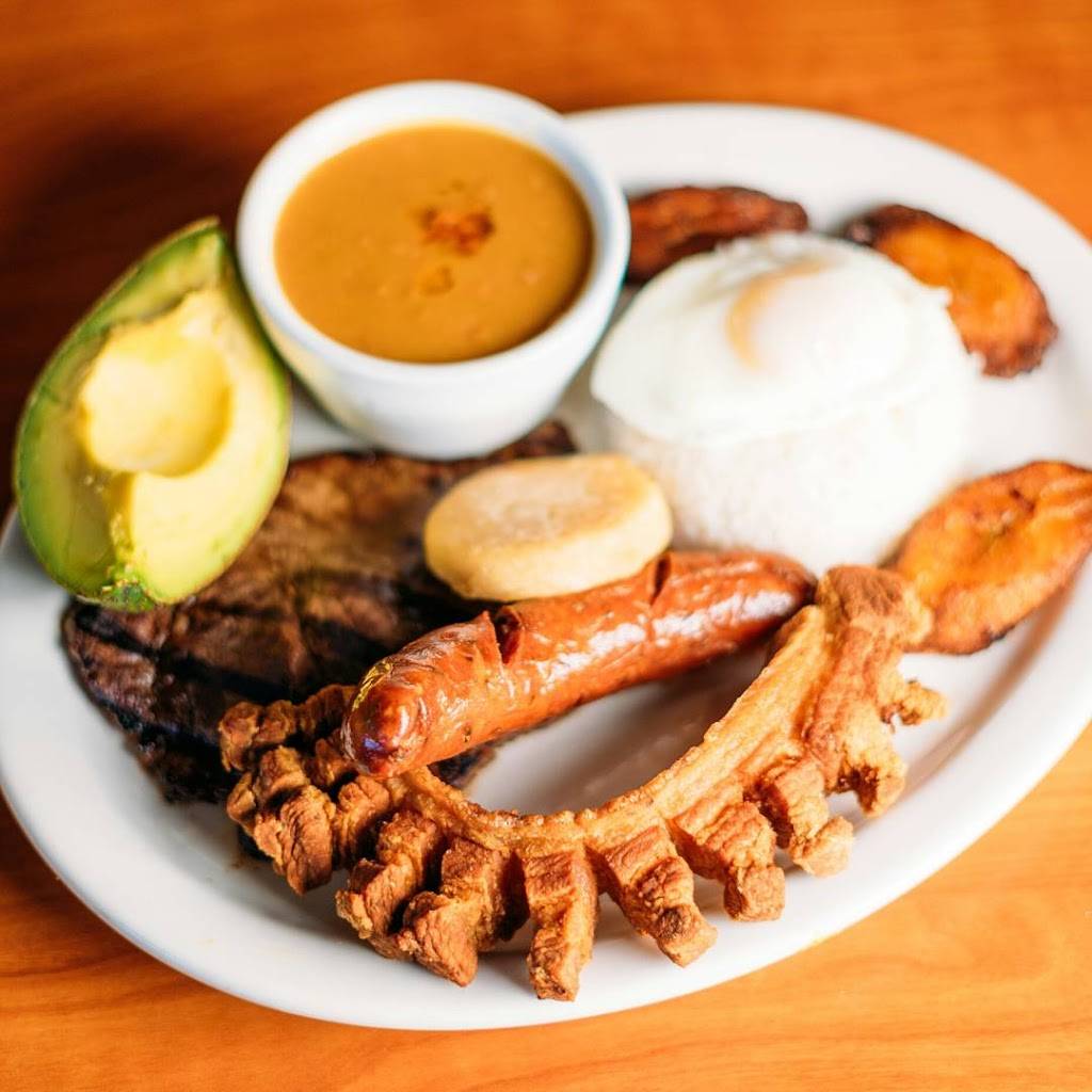 Simon Parrilla Bar and Grill | night club | 1187 Florida Mall Ave, Orlando, FL 32809, USA | 4072032982 OR +1 407-203-2982