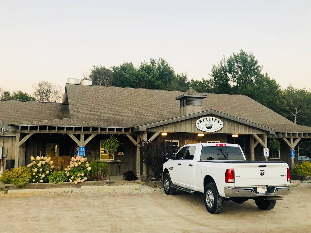 Kettles Back Home Cookin | restaurant | 317239 Hwy 6&10, Owen Sound, ON N4K 5N6, Canada | 5197940330 OR +1 519-794-0330