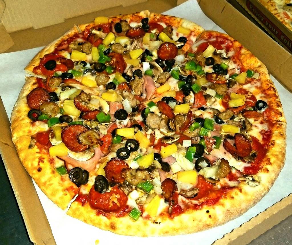 Fattes Pizza | restaurant | 2767 W Shaw Ave #117, Fresno, CA 93711, USA | 5593745555 OR +1 559-374-5555