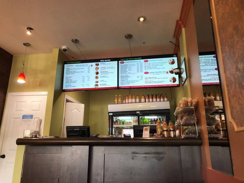 Lenas Roti & Doubles | restaurant | 6990 Financial Dr, Mississauga, ON L5N 8J4, Canada | 9058214000 OR +1 905-821-4000