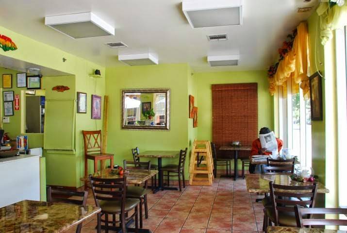 Ackee Bamboo | restaurant | 4305 Degnan Blvd, Los Angeles, CA 90008, USA | 3232957275 OR +1 323-295-7275