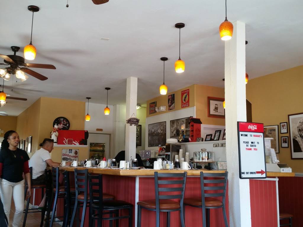 Ruggies Breakfast and Lunch | restaurant | 707 Main St, Harwich, MA 02645, USA | 5084320625 OR +1 508-432-0625