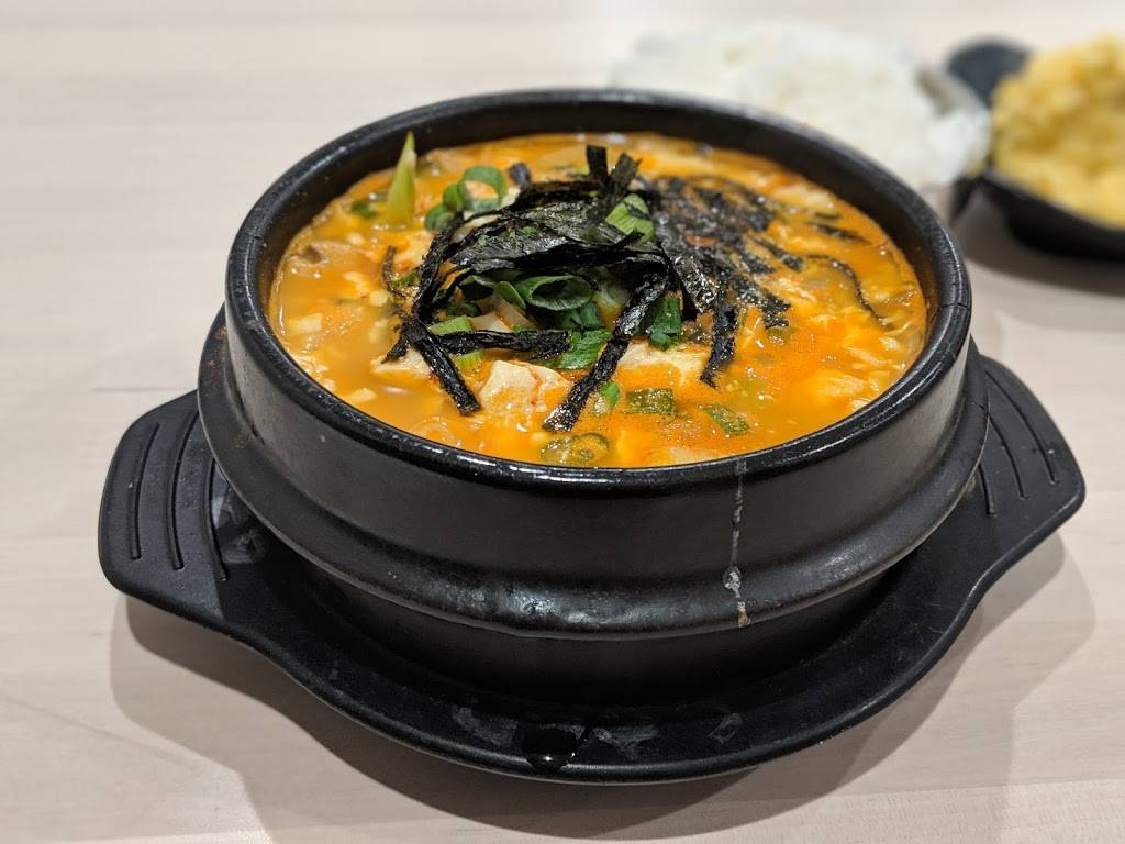 Mom’s Kitchen Korean Cuisine | restaurant | 1016 E Hebron Pkwy #148, Carrollton, TX 75010, USA | 4694949234 OR +1 469-494-9234