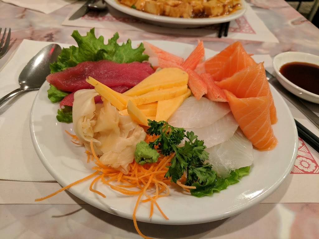 Soba & Sushi Bar | restaurant | 5227 Rue Sherbrooke Ouest, Montréal, QC H4A 1T7, Canada | 5144826883 OR +1 514-482-6883