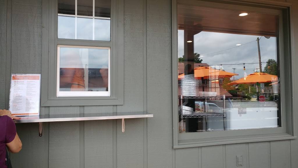 Brown Bike Eatery And Drinkery | restaurant | 110 N Van Buren St, Nashville, IN 47448, USA | 8127207008 OR +1 812-720-7008