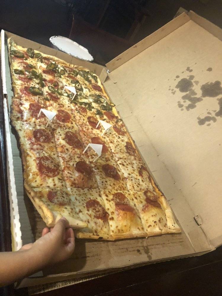 L.A. Pizza | restaurant | 15215 Seventh St, Victorville, CA 92395, USA | 7606949860 OR +1 760-694-9860