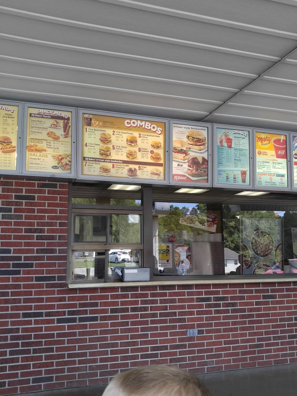 Dairy Queen | restaurant | 914 S Adams St, Versailles, IN 47042, USA | 8126894005 OR +1 812-689-4005