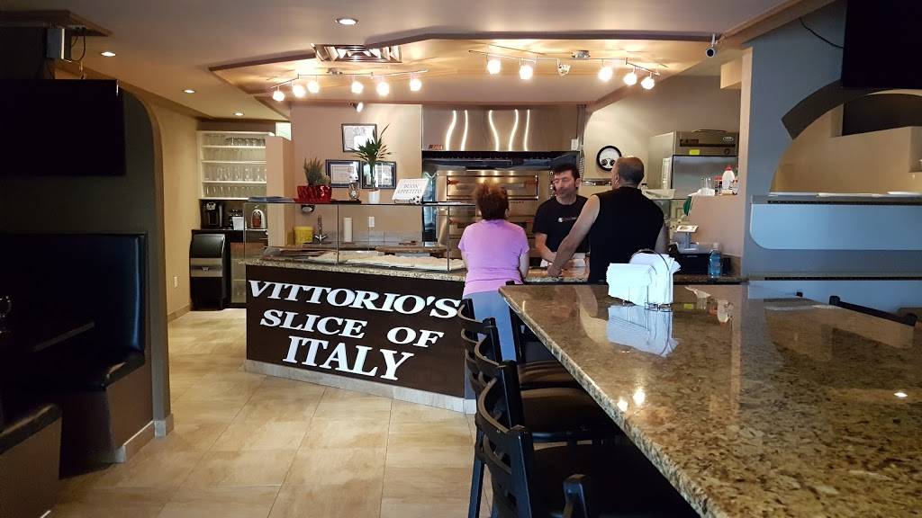 Vittorios Slice Of Italy | restaurant | 3115 Forest Glade Dr, Windsor, ON N8R 1W6, Canada | 5199799554 OR +1 519-979-9554