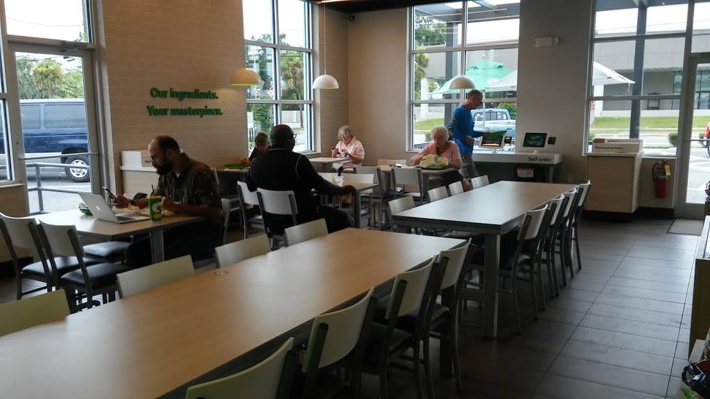 Subway | restaurant | 1204 N Woodland Blvd, DeLand, FL 32720, USA | 3867387155 OR +1 386-738-7155