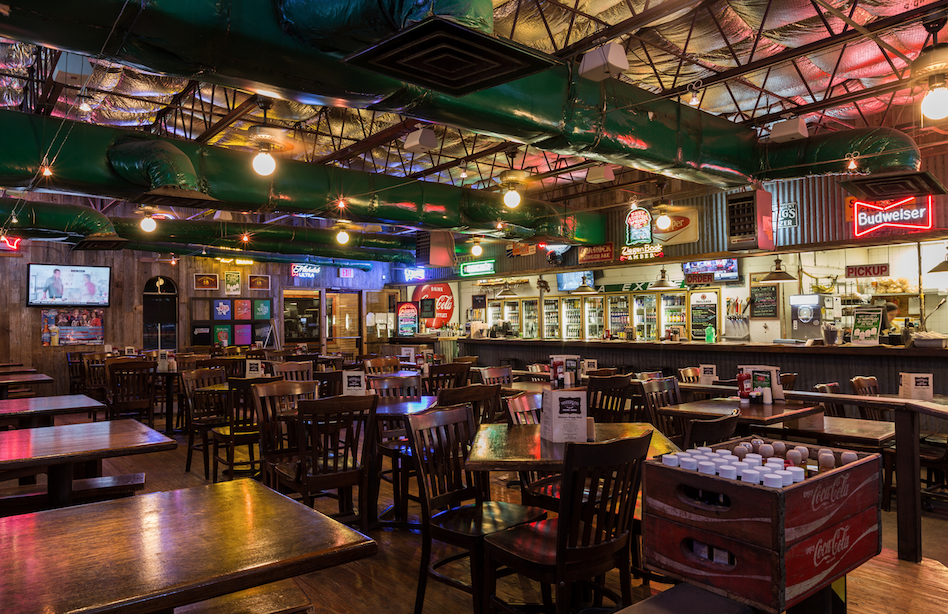 Waterloo Ice House Burnet Road | restaurant | 8600 Burnet Rd, Austin, TX 78757, USA | 5124586544 OR +1 512-458-6544