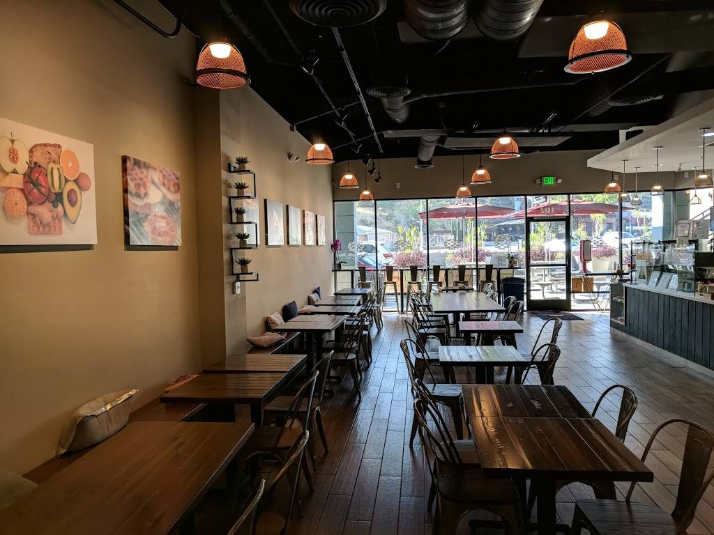 Belgium Waffle Haus | restaurant | 11211 Ventura Blvd #102, Studio City, CA 91604, USA | 8188537233 OR +1 818-853-7233