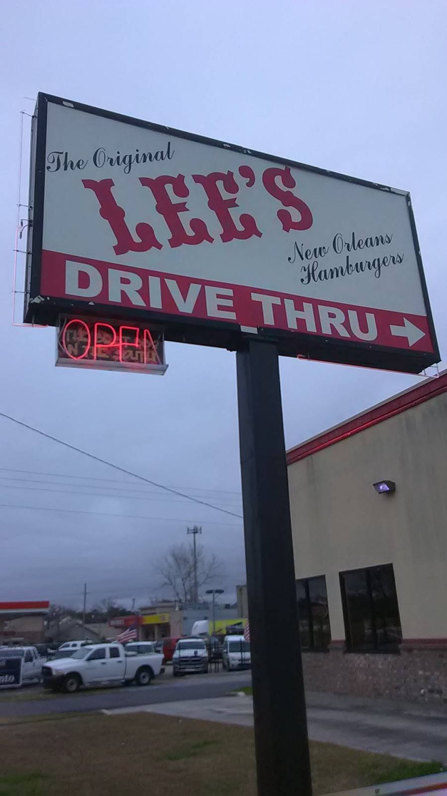 Lees Hamburgers | restaurant | 4011 E Airline Hwy, Metairie, LA 70001, USA | 5044960340 OR +1 504-496-0340
