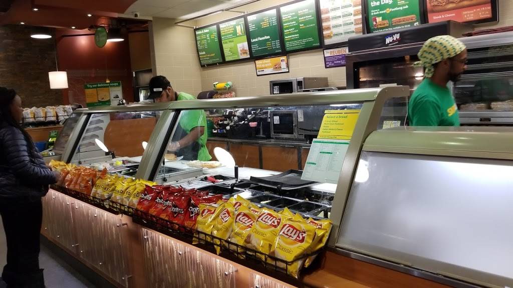 Subway | restaurant | 677 Brandon Ave SW, Roanoke, VA 24015, USA | 5403459770 OR +1 540-345-9770