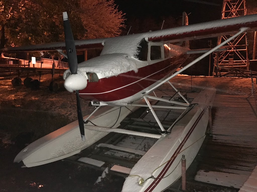 Ceder Lake Seaplane-Wi35 | restaurant | 1176 County Rd H, New Richmond, WI 54017, USA | 7152487012 OR +1 715-248-7012