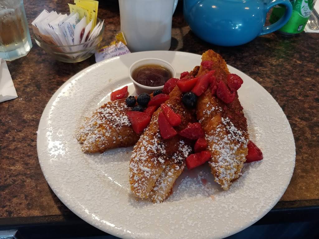 Leons Cafe & Catering | restaurant | 230 Waseca Ave, Barrington, RI 02806, USA | 4012471660 OR +1 401-247-1660