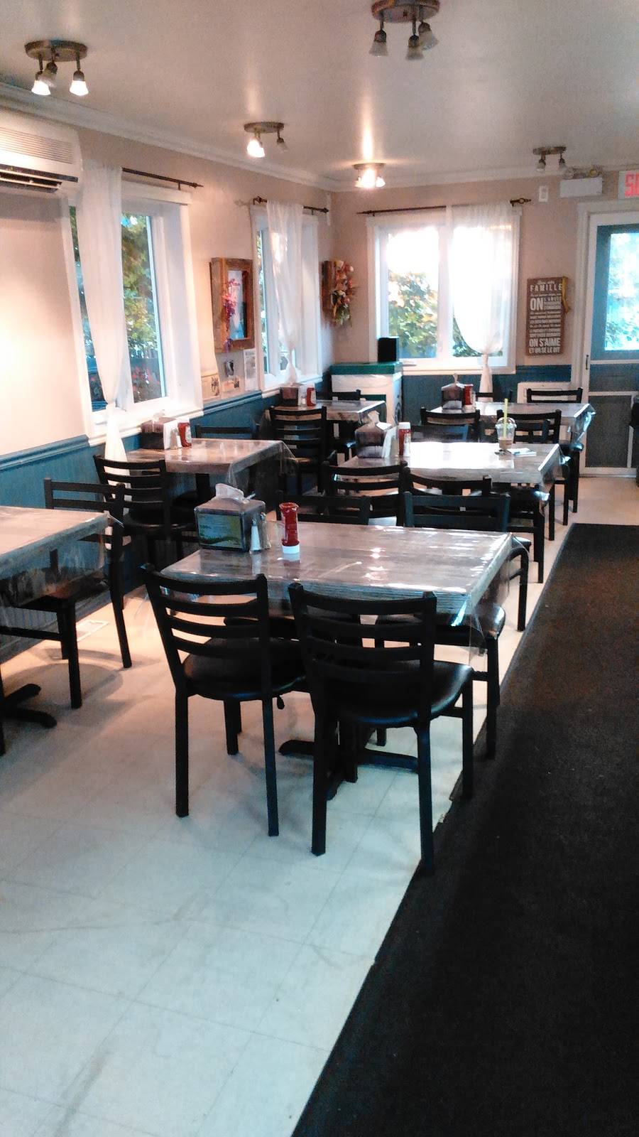 Les Délices De Mémé Dora | restaurant | 629 QC-209, Saint-Chrysostome, QC J0S 1R0, Canada | 4503016008 OR +1 450-301-6008