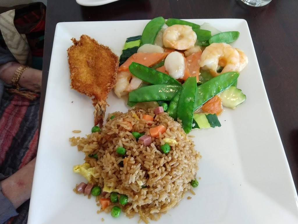 Blue Bay Chinese Cuisine | restaurant | 1883 Fort Union Blvd, Cottonwood Heights, UT 84121, USA | 8019444412 OR +1 801-944-4412