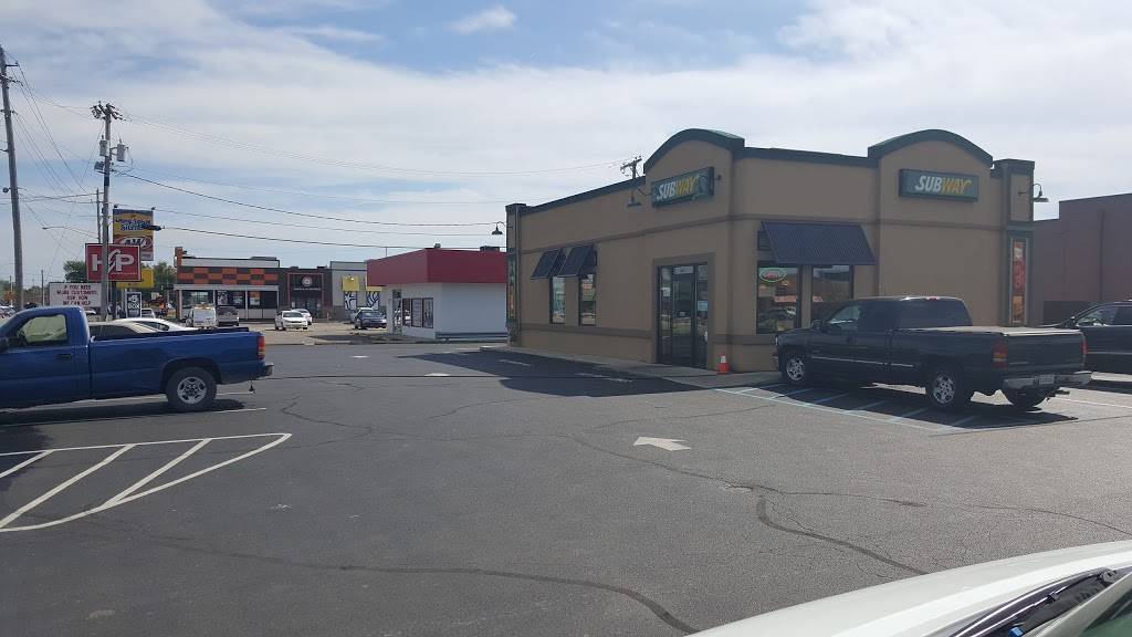 Subway | restaurant | 1421 W Kem Rd, Marion, IN 46952, USA | 7656626346 OR +1 765-662-6346