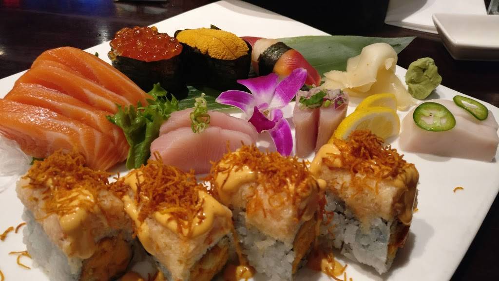 Tomo | restaurant | 9 E Main St, Smithtown, NY 11787, USA | 6317241100 OR +1 631-724-1100