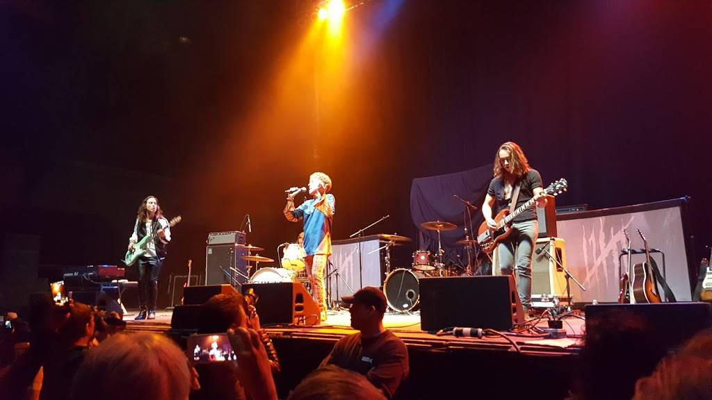 Rochester Main Street Armory | restaurant | 900 E Main St, Rochester, NY 14605, USA | 5852323221 OR +1 585-232-3221