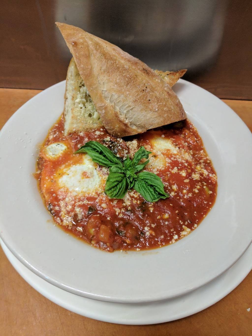 Waterfront Ale House | restaurant | 540 2nd Ave, New York, NY 10016, USA | 2126964104 OR +1 212-696-4104