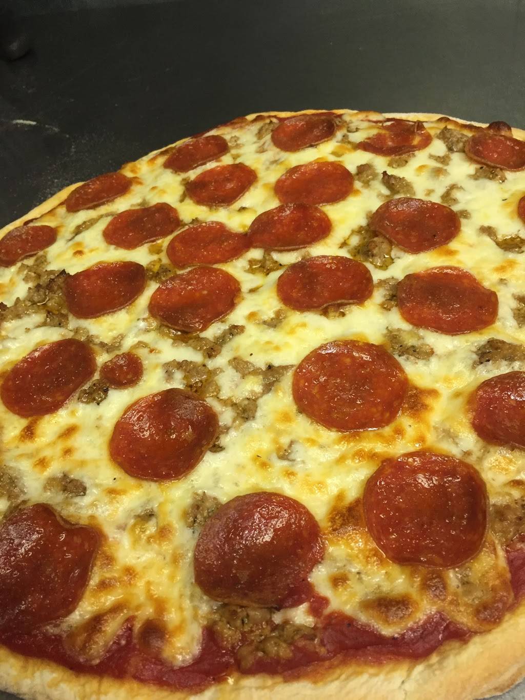 Bella Pizza | restaurant | 111 N Prospect St, Cambridge, IL 61238, USA | 3099372040 OR +1 309-937-2040
