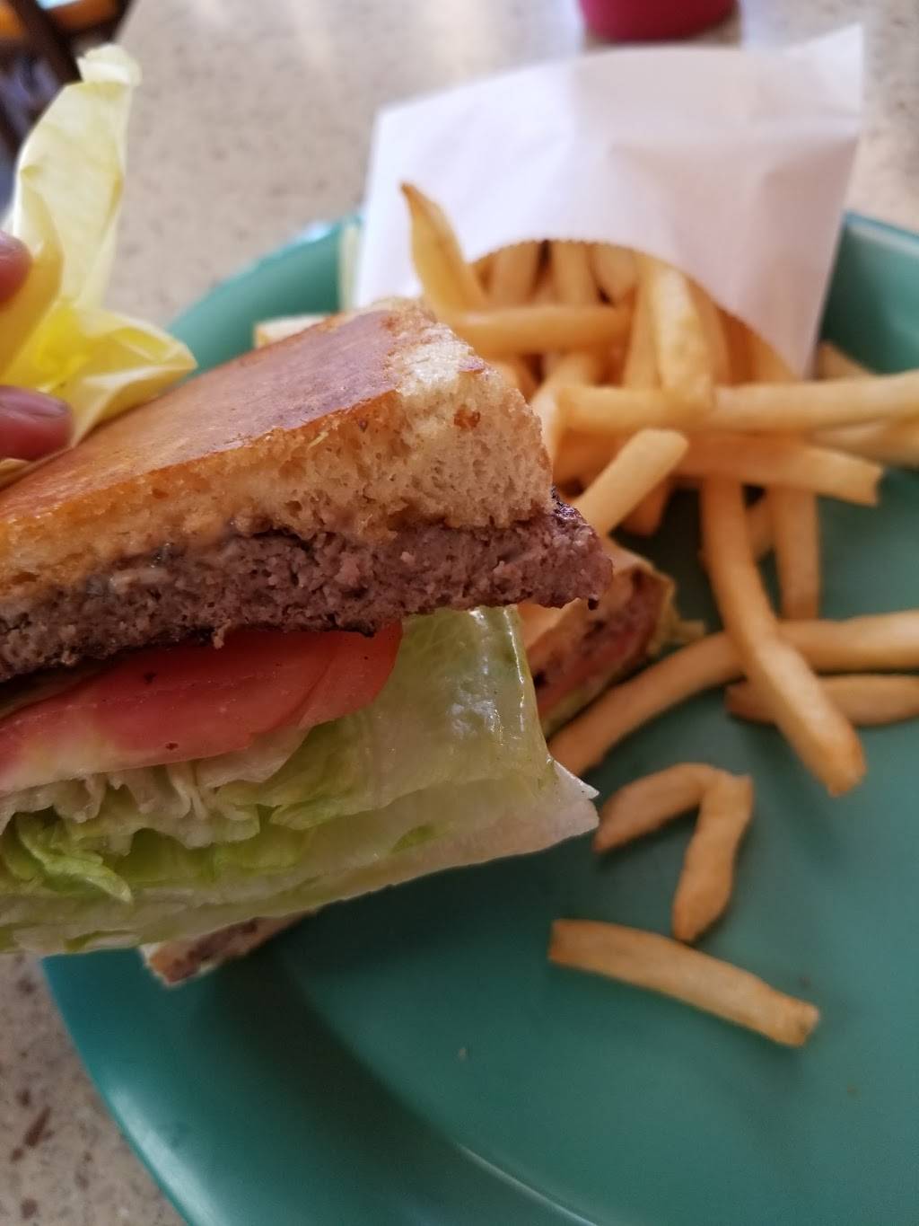 Jims Burgers | restaurant | 969 W Foothill Blvd, Upland, CA 91786, USA | 9099314824 OR +1 909-931-4824