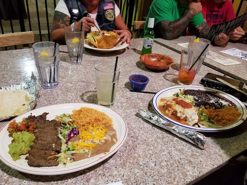 Margaritas Grille | restaurant | 10 W Main St, Mesa, AZ 85201, USA | 4809695812 OR +1 480-969-5812