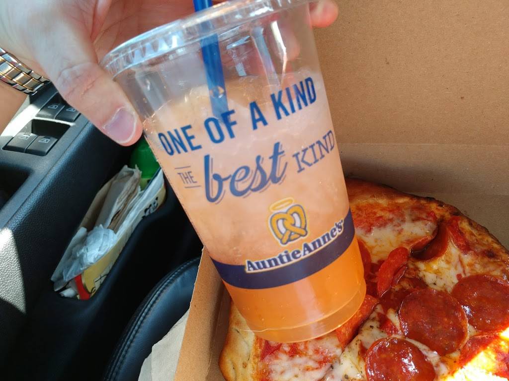 Planet Smoothie | restaurant | 241 Fort Evans Rd NE Suite 893, Leesburg, VA 20176, USA | 4803624800 OR +1 480-362-4800