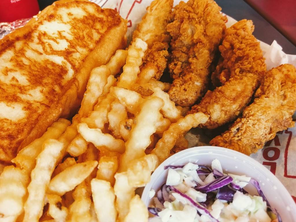 Raising Canes Chicken Fingers | meal takeaway | 1136 Miamisburg Centerville Rd, Centerville, OH 45459, USA | 9373067704 OR +1 937-306-7704
