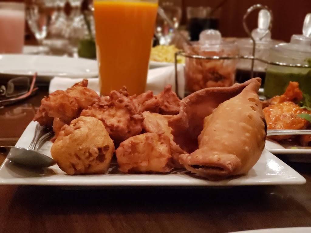 Amaravati Indian Royal Cuisine | restaurant | 2501 Village Green Pl, Champaign, IL 61822, USA | 2179541012 OR +1 217-954-1012