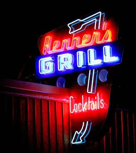 Renners Grill | night club | 7819 SW Capitol Hwy, Portland, OR 97219, USA | 5032469097 OR +1 503-246-9097