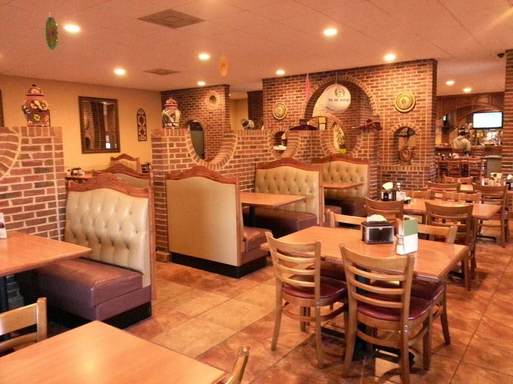 Bronco Mexican Restaurant | restaurant | 348 N Main St, Woodruff, SC 29388, USA | 8644763059 OR +1 864-476-3059