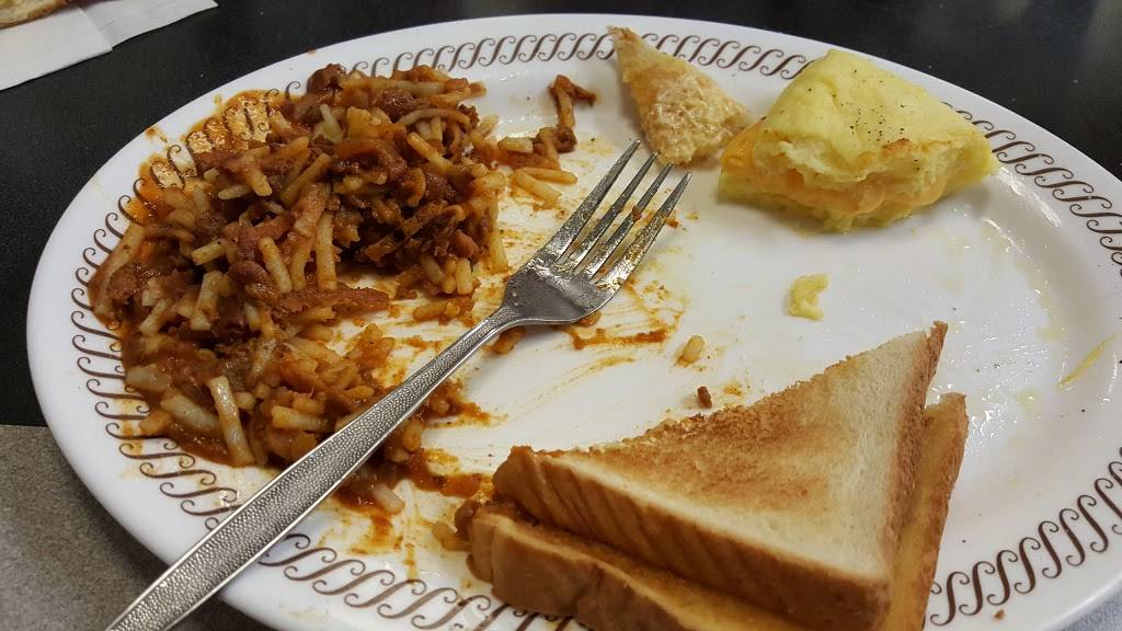 Waffle House | meal takeaway | 2321 -S TN-46, Dickson, TN 37055, USA | 6154411123 OR +1 615-441-1123