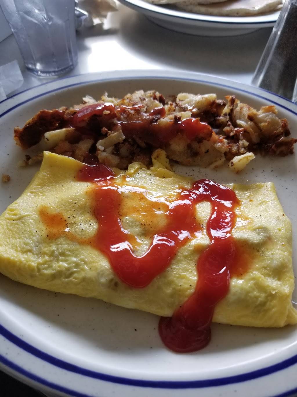 DK Diner | restaurant | 609 E Gay St, West Chester, PA 19380, USA | 6106922946 OR +1 610-692-2946