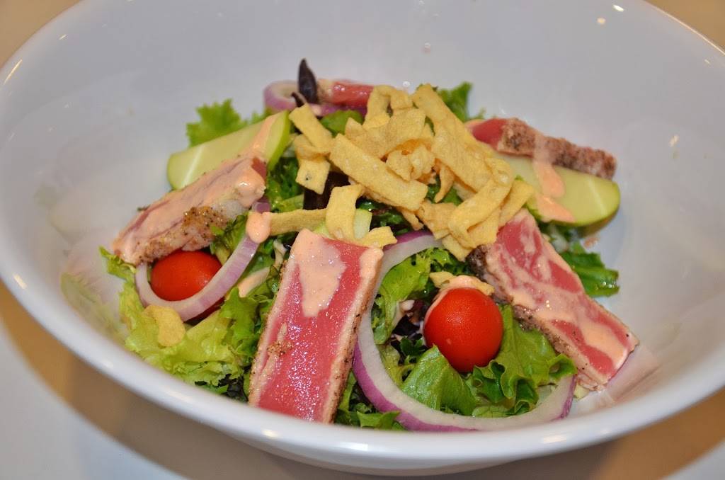 SoFresh North Tampa | restaurant | 2774 E Fowler Ave, Tampa, FL 33612, USA | 8139774477 OR +1 813-977-4477