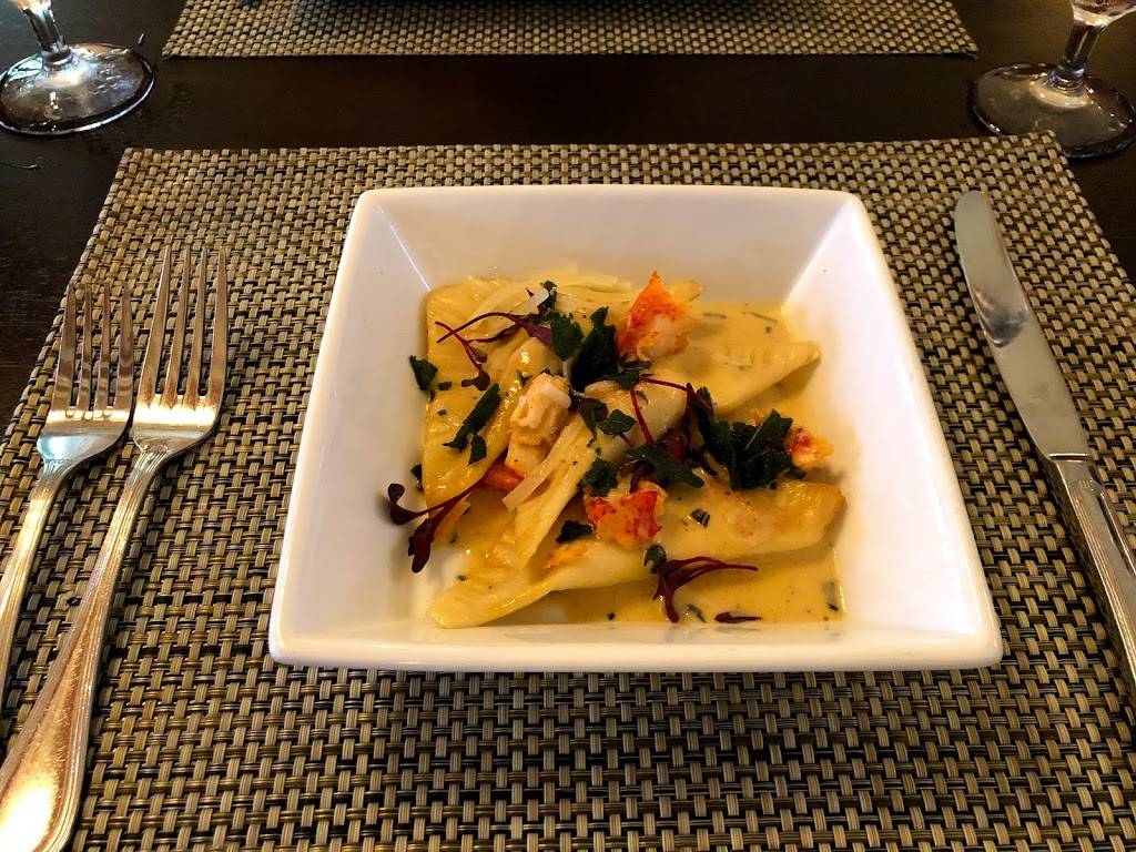 Galvez Bar & Grill | restaurant | 2024 Seawall Blvd, Galveston, TX 77550, USA | 4095152145 OR +1 409-515-2145