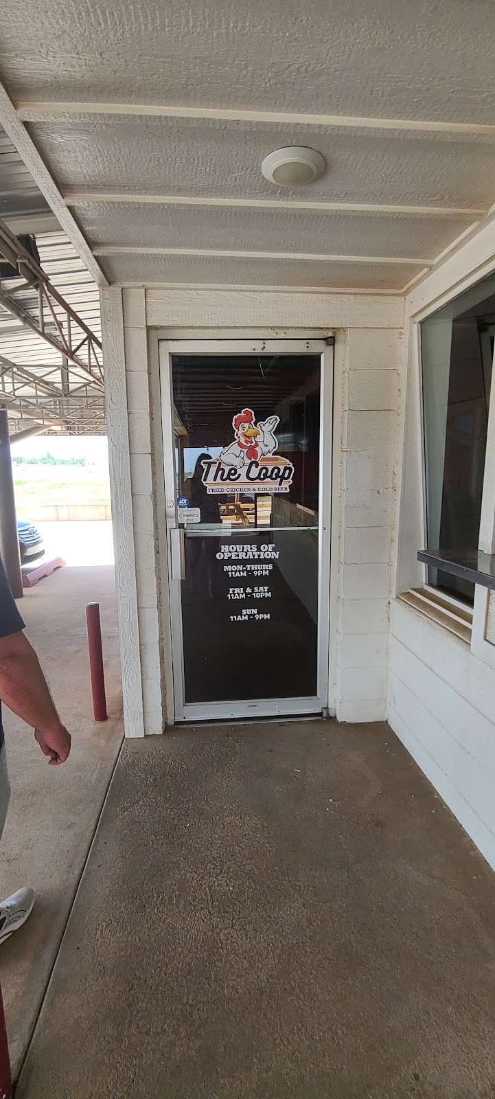 The Coop | restaurant | 10811 NE 23rd St, Nicoma Park, OK 73066, USA | 4059870261 OR +1 405-987-0261