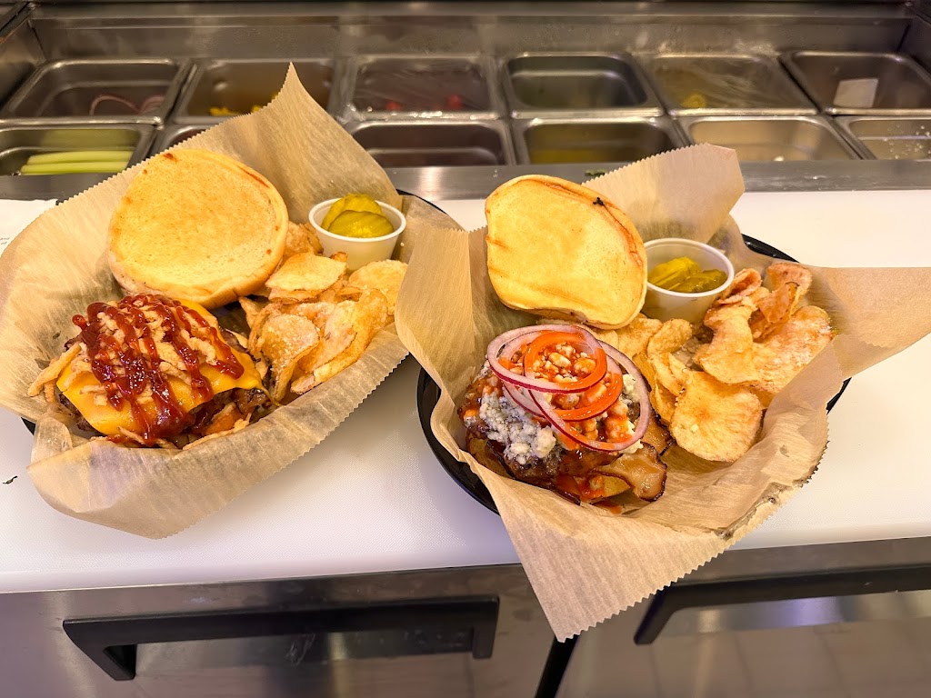 Flatrock Fallen Timbers | restaurant | 3100 Main St, Maumee, OH 43537, USA | 4199067155 OR +1 419-906-7155