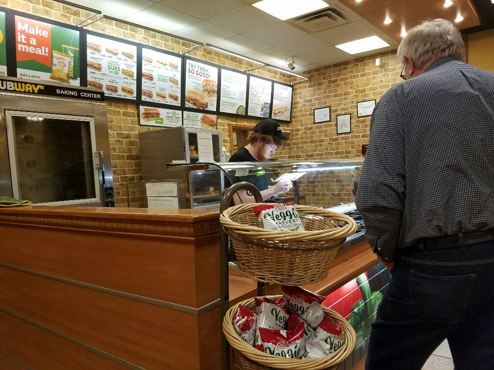 Subway | restaurant | 3231 Goodman Rd E, Southaven, MS 38672, USA | 6625362400 OR +1 662-536-2400