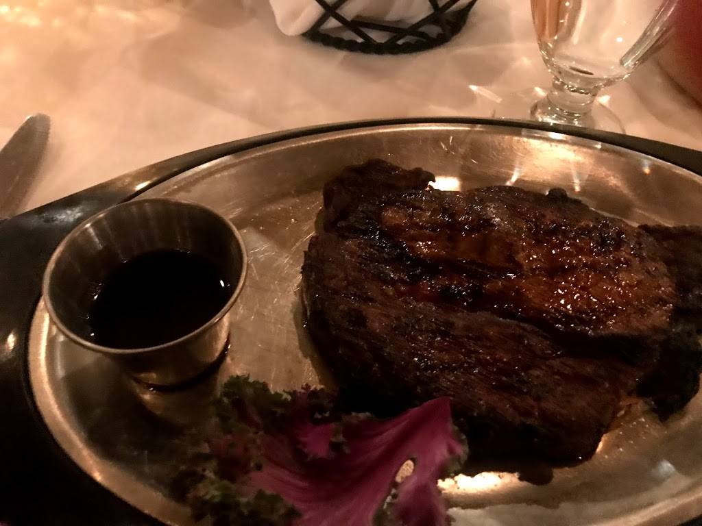 615 Club The | restaurant | 615 Broad St, Beloit, WI 53511, USA | 6083644615 OR +1 608-364-4615