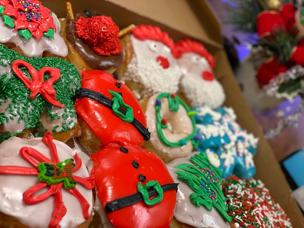 Master Donuts of Dayton | bakery | 3035 Rhea County Hwy #190, Dayton, TN 37321, USA | 4234289388 OR +1 423-428-9388