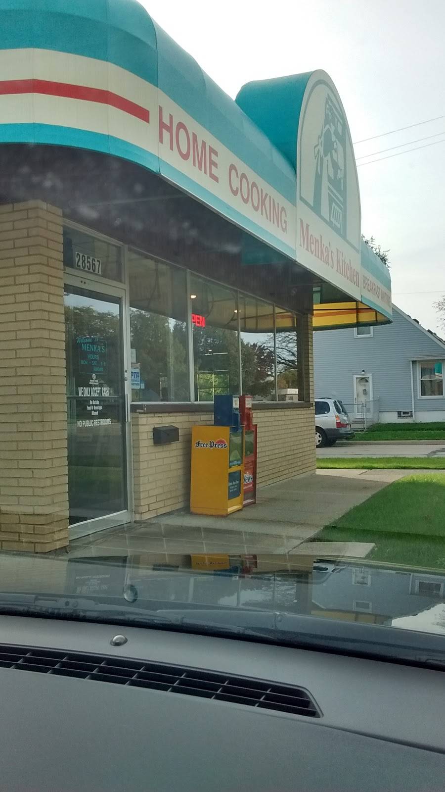 Menkas Kitchen | restaurant | 28567 Warren Rd, Garden City, MI 48135, USA | 7344215151 OR +1 734-421-5151