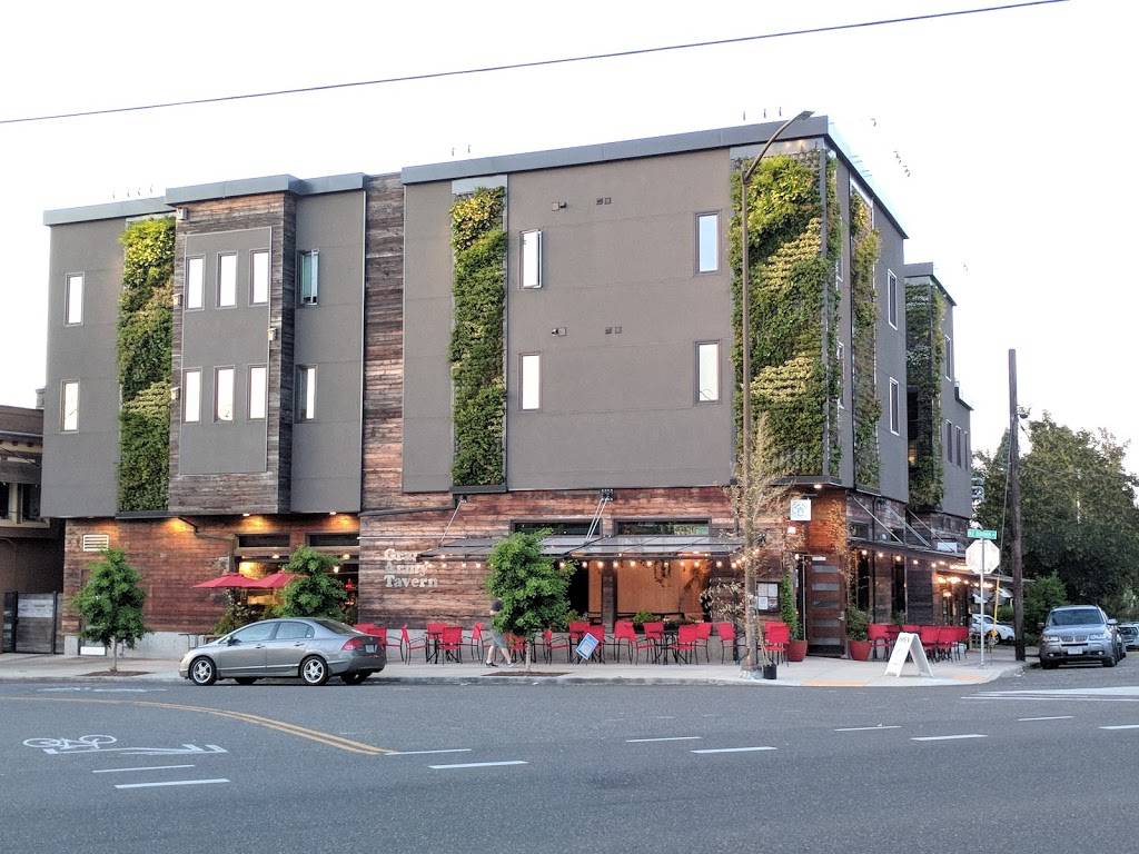 Grand Army Tavern | restaurant | 901 NE Oneonta St, Portland, OR 97211, USA | 5038416195 OR +1 503-841-6195