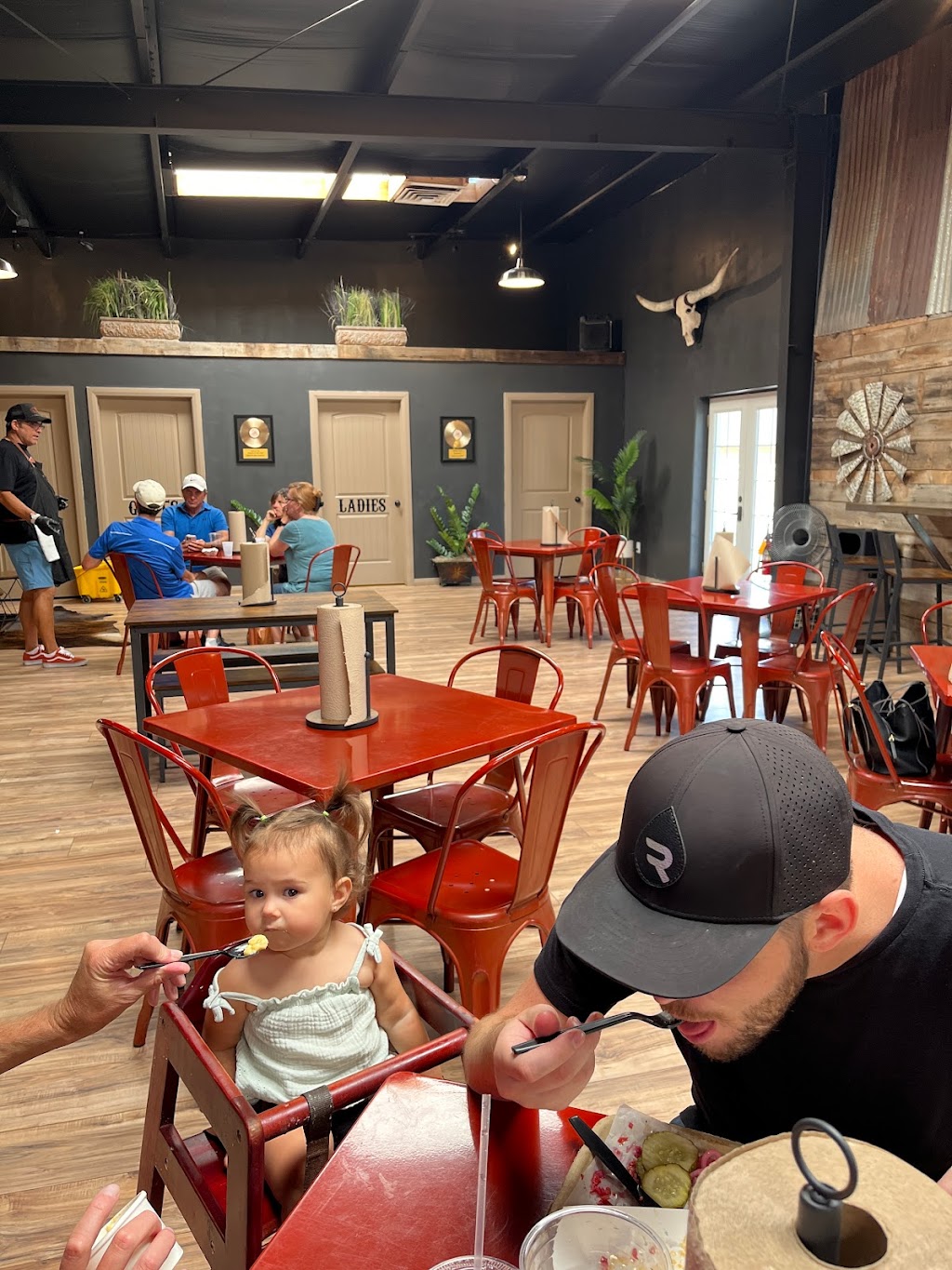 Fire + Smoke BBQ | restaurant | 240 S Main St, Kanarraville, UT 84742, USA | 7604588056 OR +1 760-458-8056